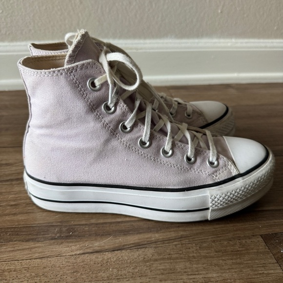 Converse Women's lavender High-Top platform Sneakers size 7 - Picture 7 of 11